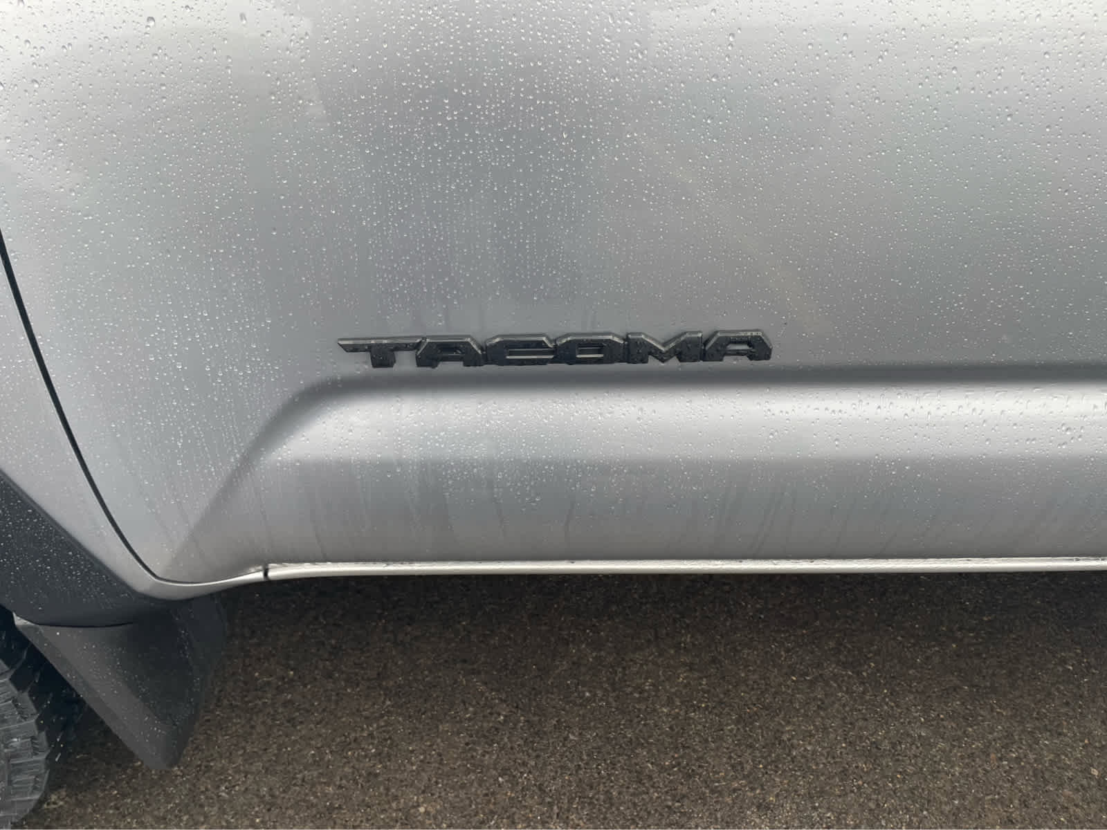 Used 2020 Toyota Tacoma TRD Off-Road w/ Technology Package image 10