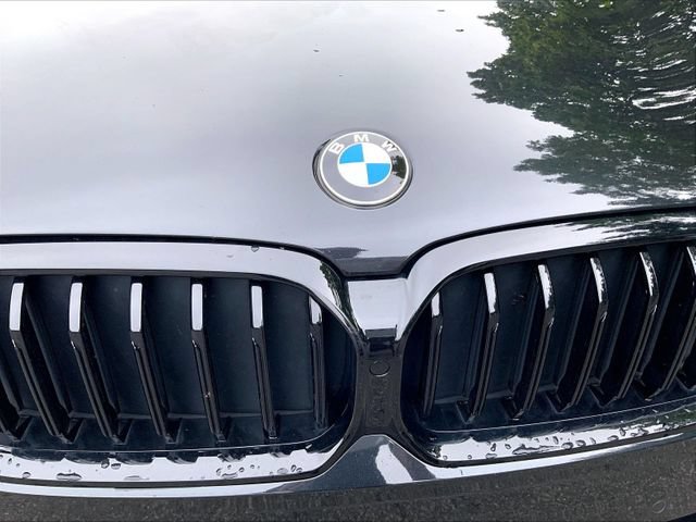 Used 2022 BMW 530i xDrive w/ Convenience Package AWD/4WD image 5