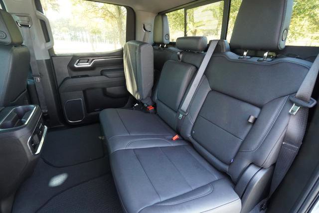 Used 2025 GMC Sierra 1500 SLT w/ SLT Premium Plus Package image 32