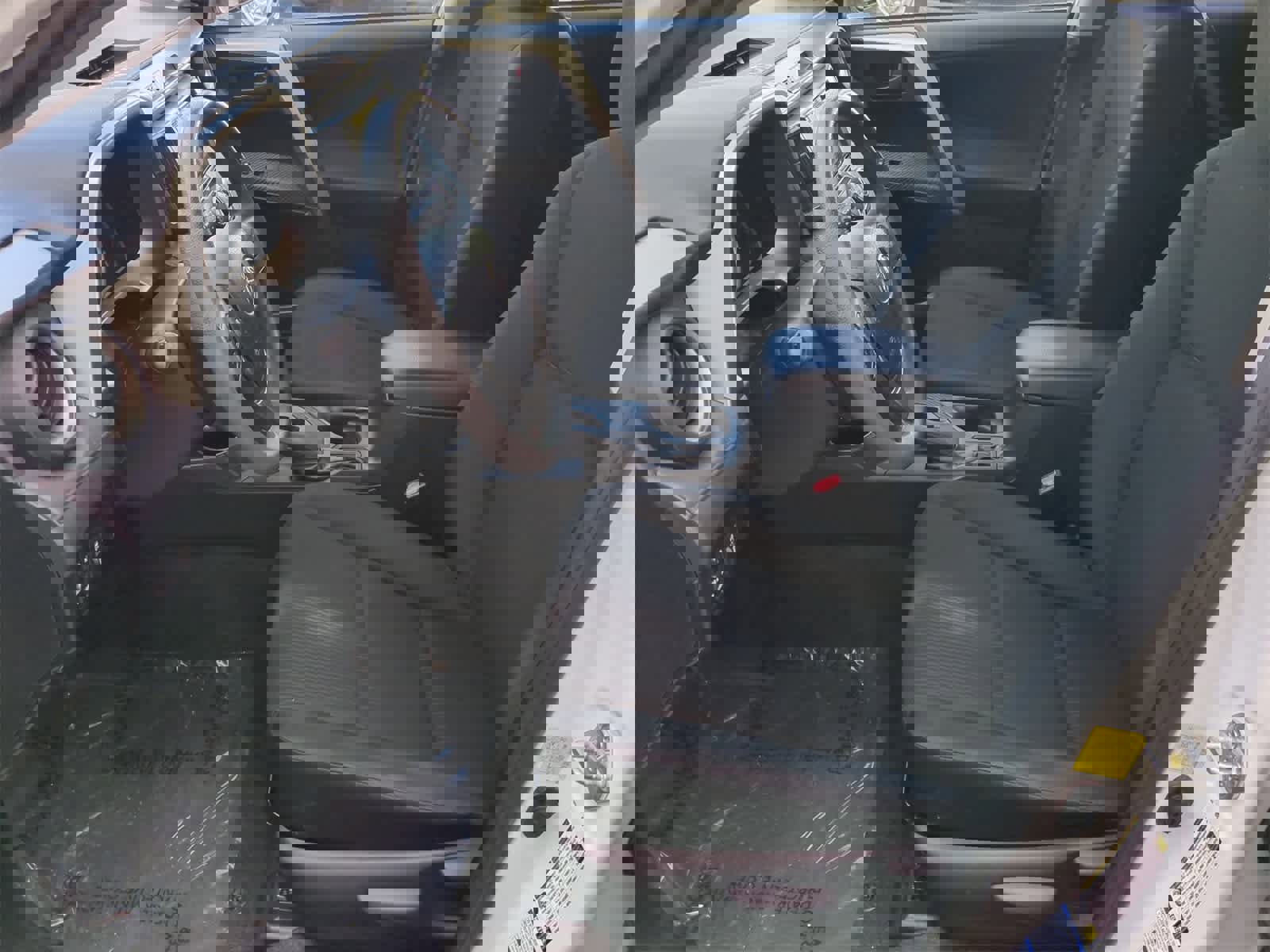 Used 2015 Toyota RAV4 LE image 16