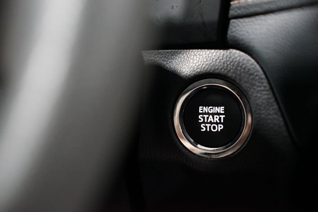 Used 2024 Toyota RAV4 XLE FWD image 23