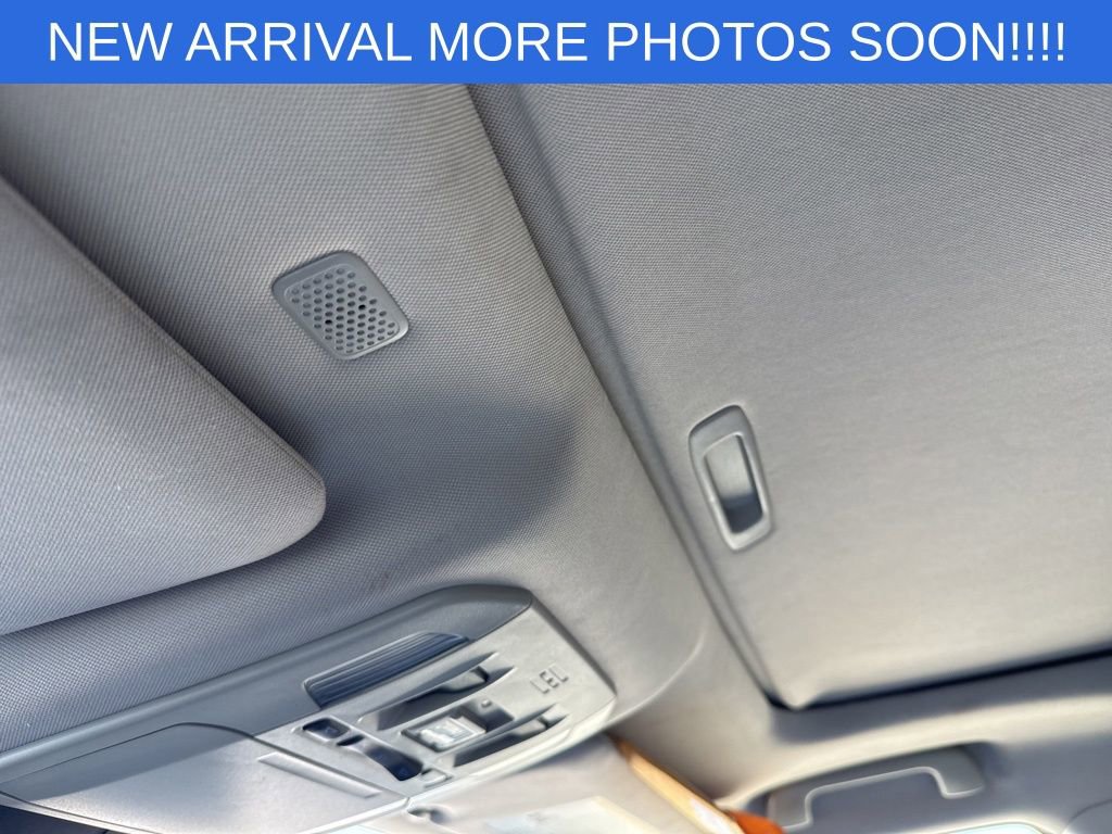 Used 2020 Toyota Highlander XLE image 18