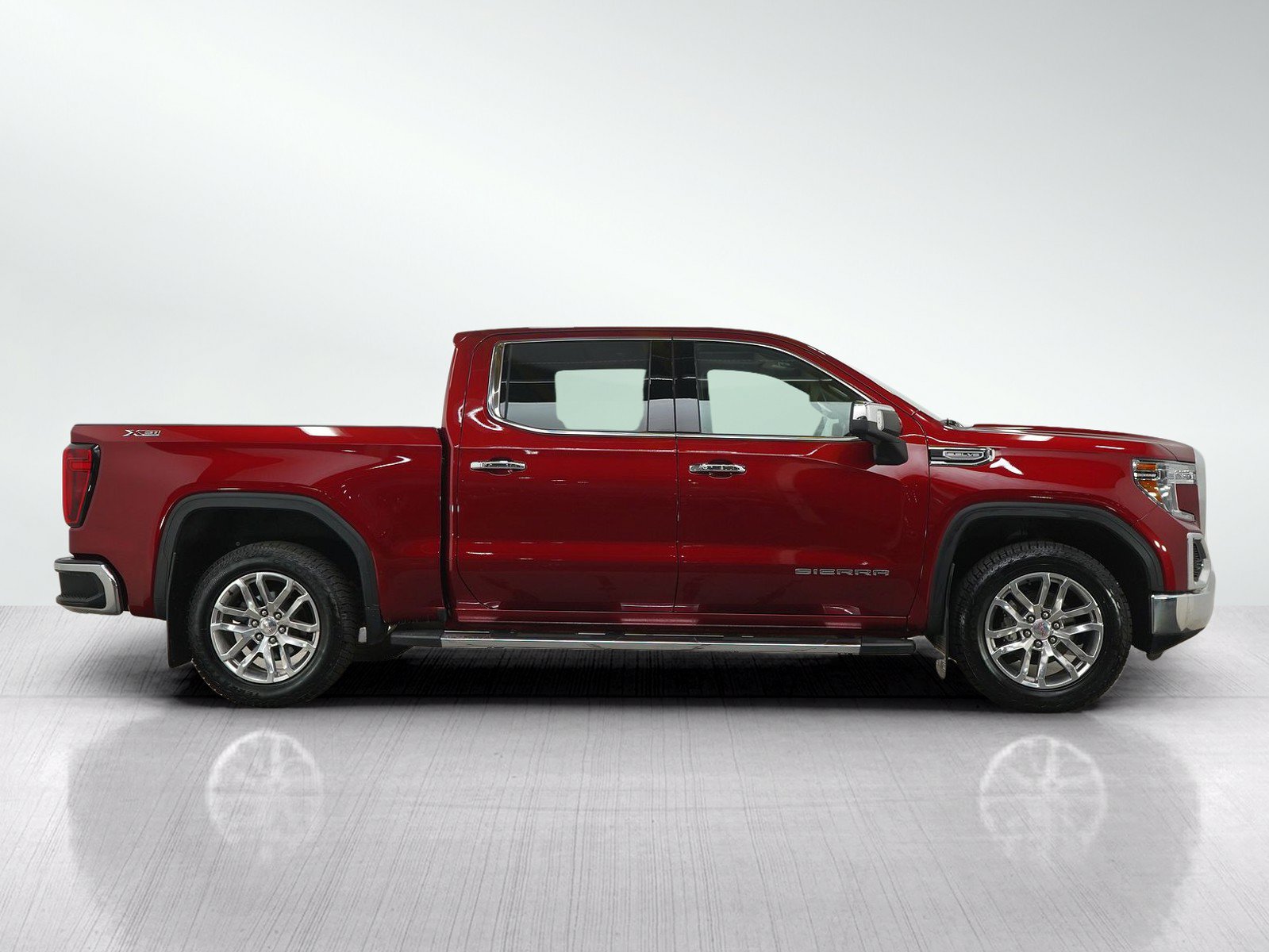 Used 2022 GMC Sierra 1500 SLT w/ SLT Premium Package AWD/4WD image 6