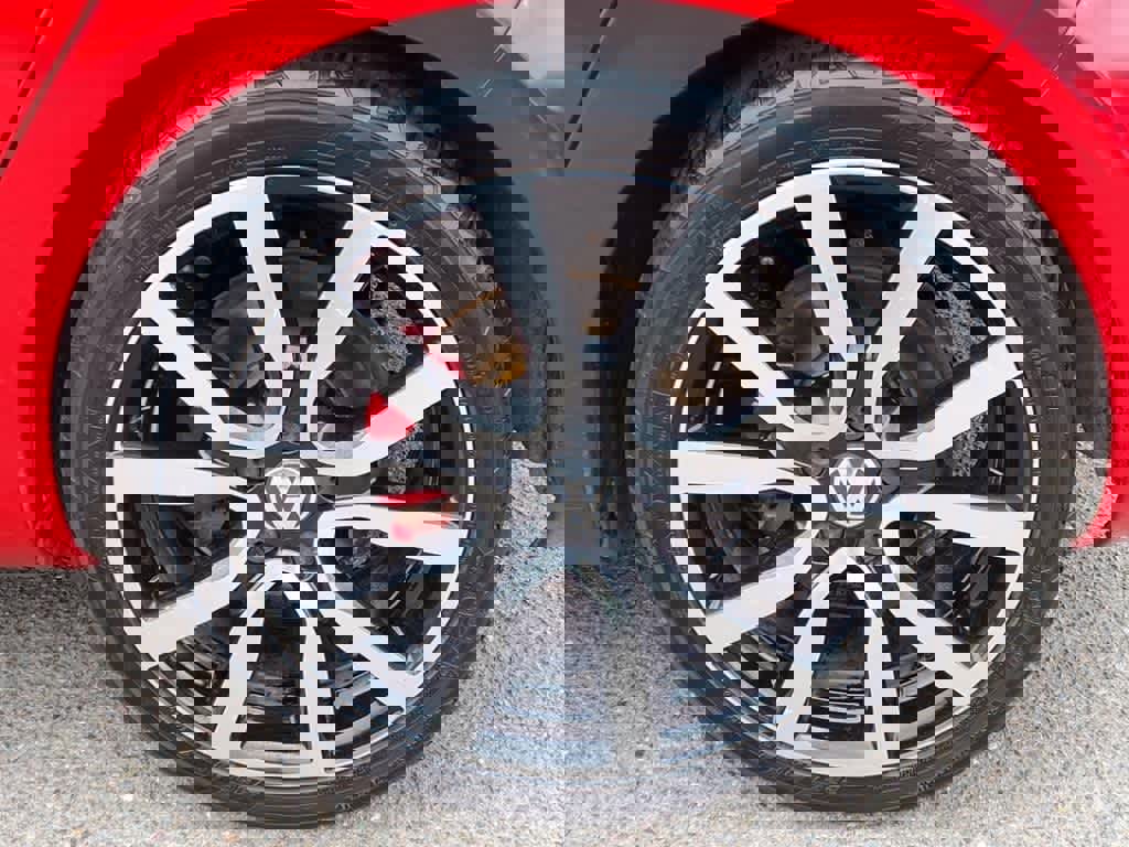 Used 2013 Volkswagen GTI Autobahn image 8