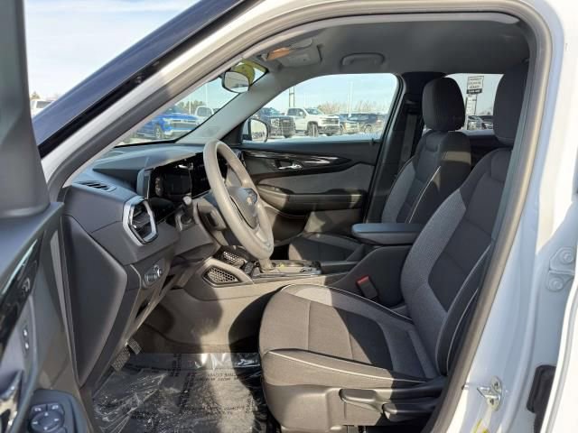 Used 2025 Chevrolet TrailBlazer LT image 10