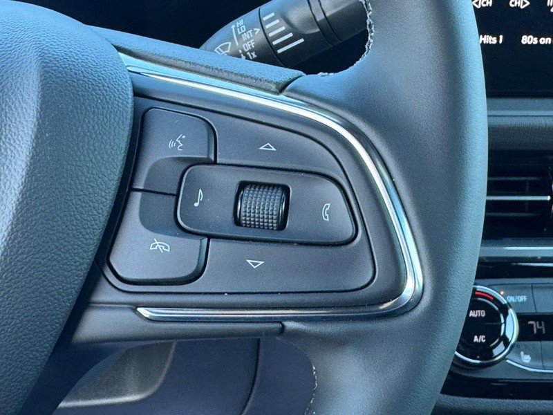 Used 2025 Buick Envista Sport Touring w/ Convenience I Package image 18
