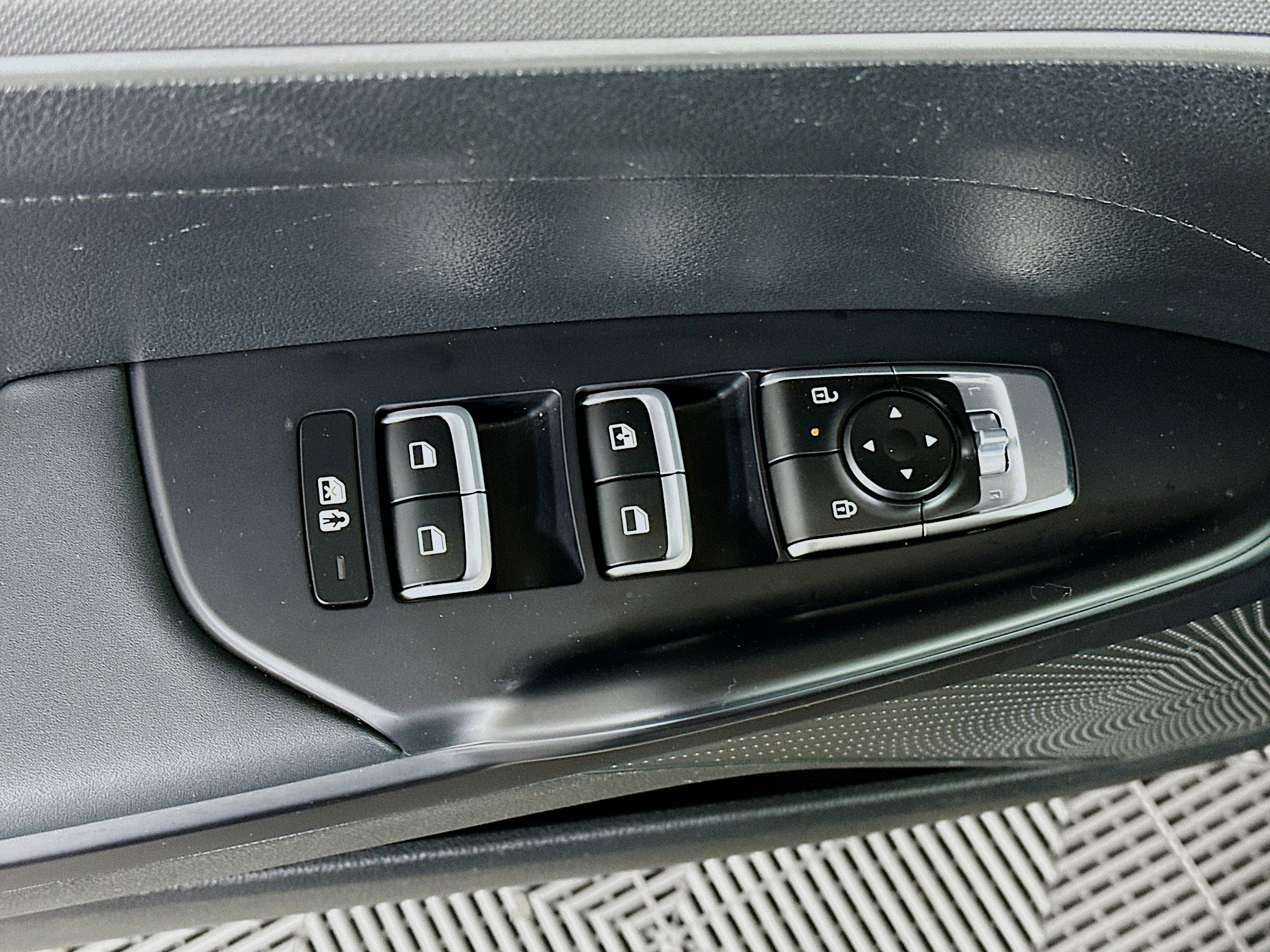 Used 2025 Kia K5 LXS image 15