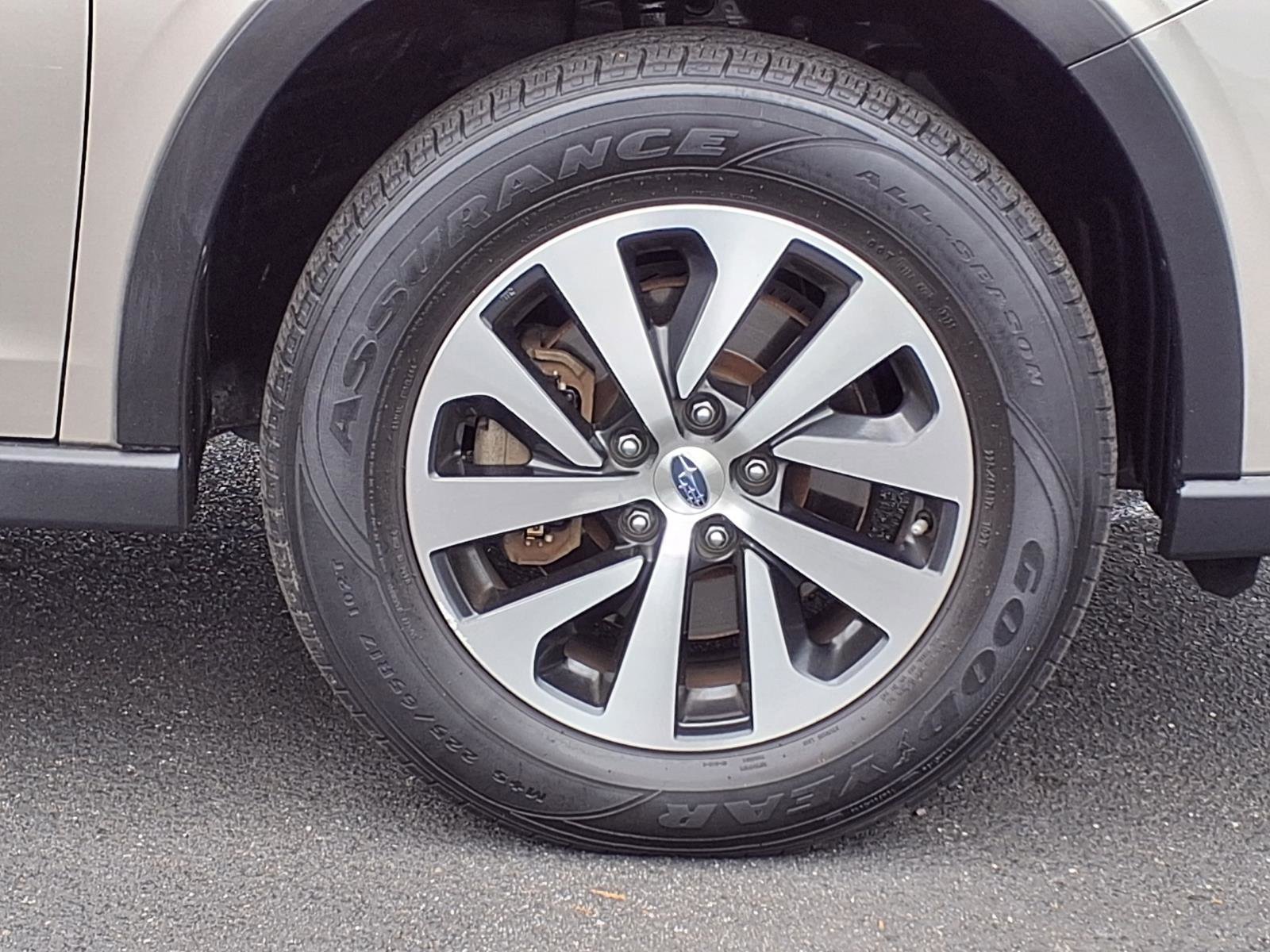 Used 2020 Subaru Outback Premium image 27