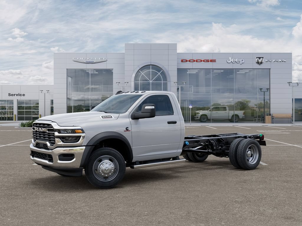 New 2026 RAM 5500 Tradesman w/ Chrome Appearance Group AWD/4WD image 2