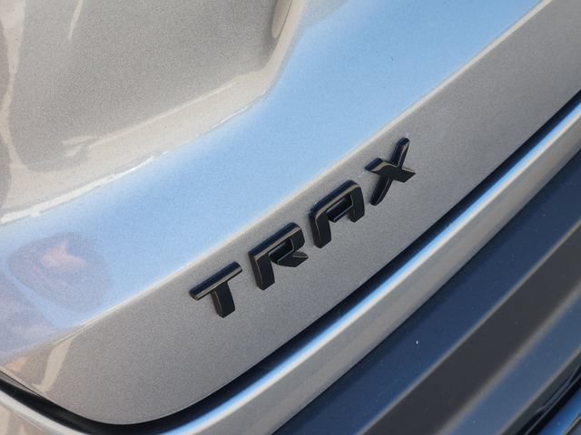 Used 2025 Chevrolet Trax RS w/ Driver Confidence Package FWD image 9