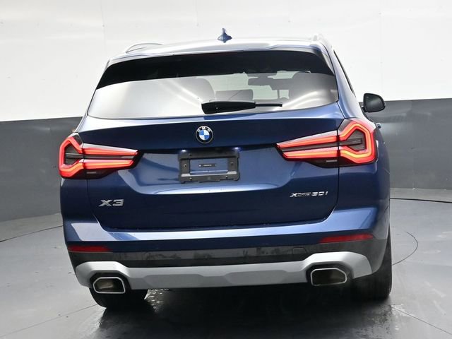 Used 2024 BMW X3 xDrive30i w/ Premium Package AWD/4WD image 4