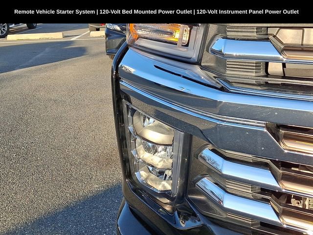 Used 2022 Chevrolet Silverado 2500 High Country w/ Z71 Off-Road Package AWD/4WD image 18