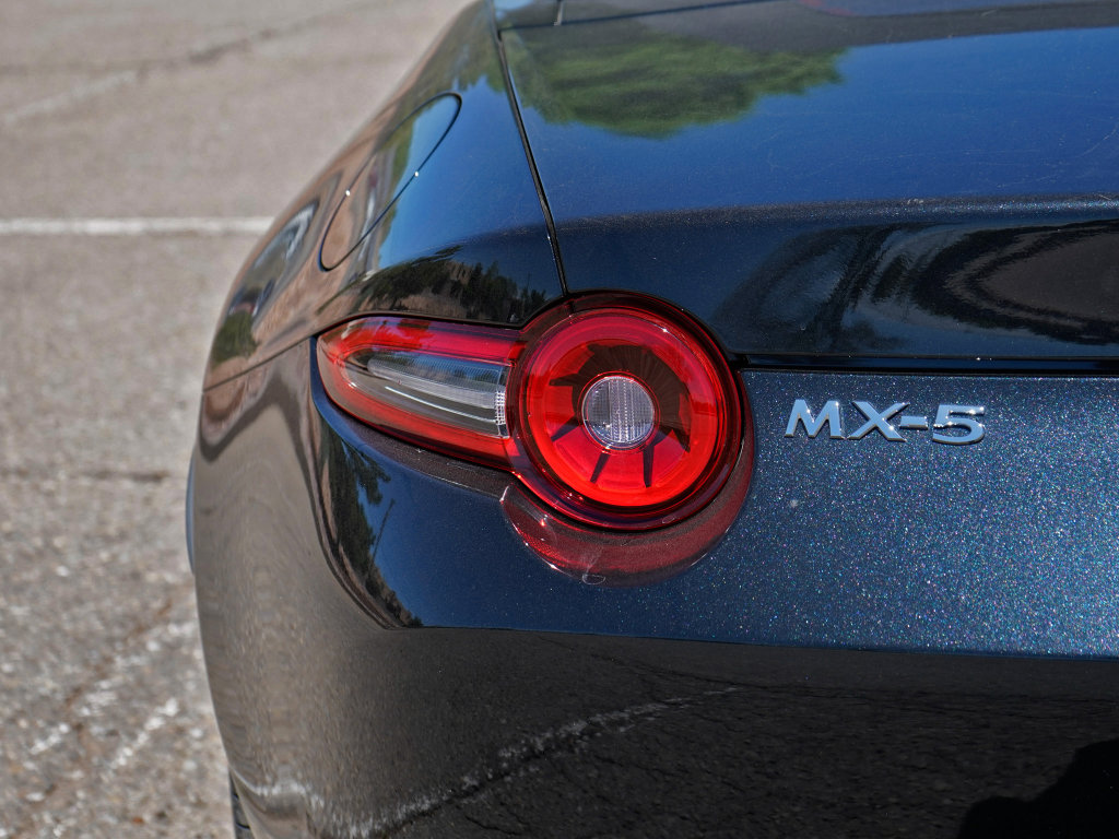 New 2026 MAZDA MX-5 Miata Grand Touring w/ Weather Package RWD image 10