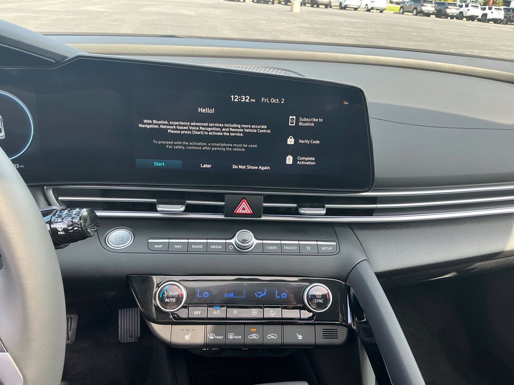 Certified 2026 Hyundai Elantra Limited FWD image 22