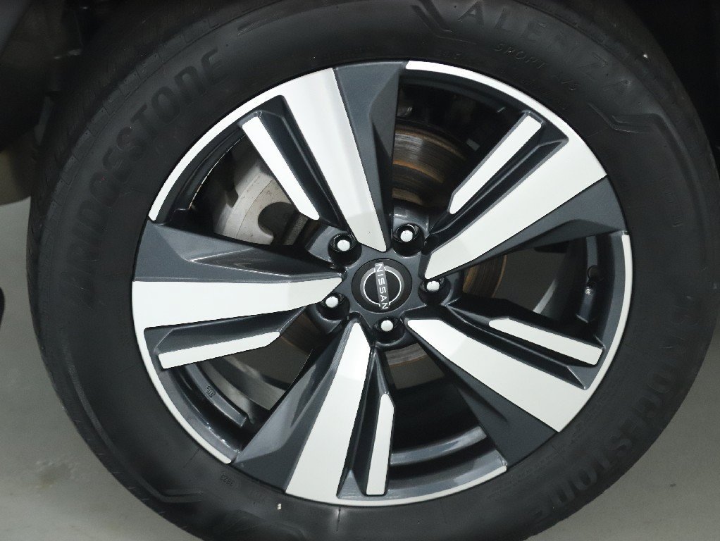 Certified 2023 Nissan Rogue SL w/ SL Premium Package AWD/4WD image 12