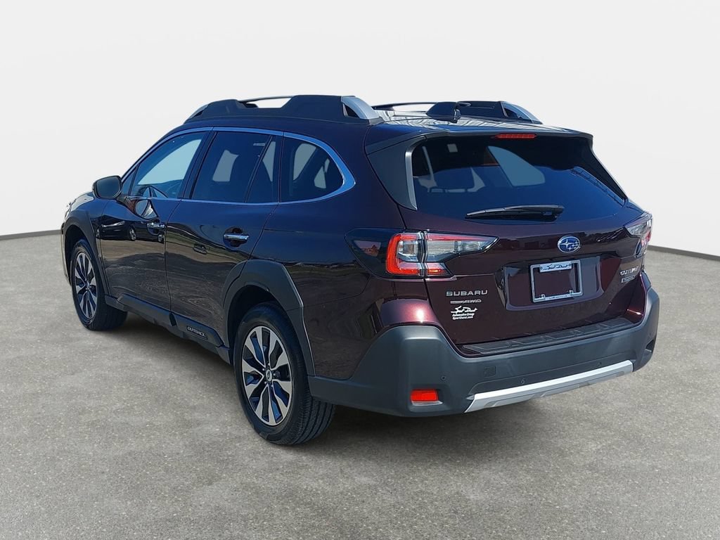 Used 2024 Subaru Outback Touring AWD/4WD image 7