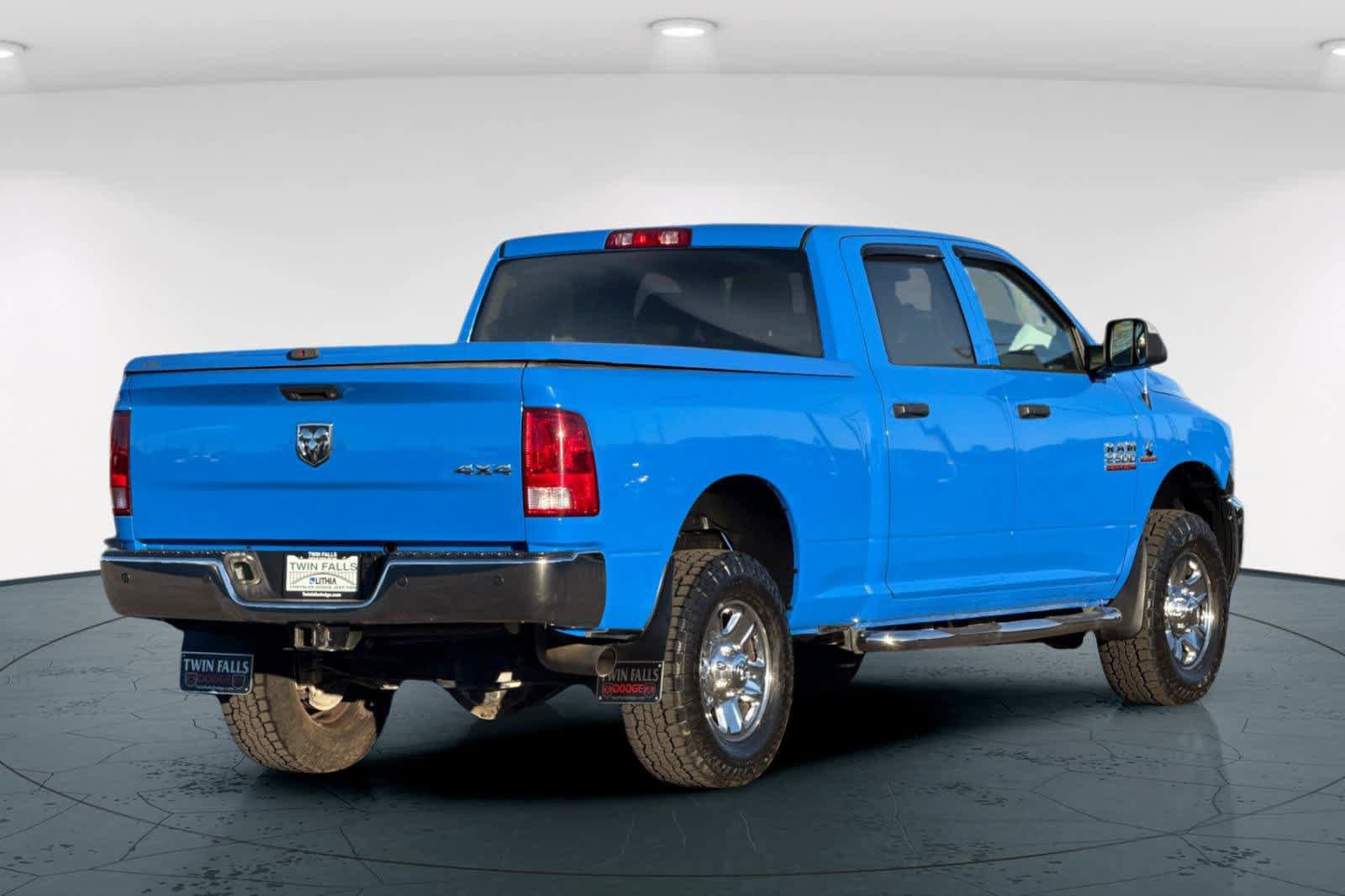 Used 2018 RAM 2500 Tradesman w/ Chrome Appearance Group AWD/4WD image 2