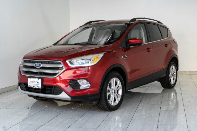Used 2017 Ford Escape SE w/ Equipment Group 201A AWD/4WD image 4