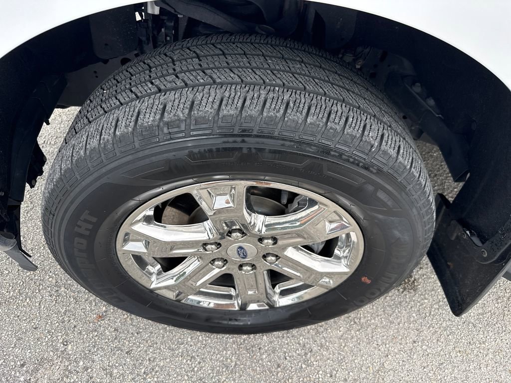 Used 2023 Ford F150 XLT w/ Equipment Group 302A High RWD image 12