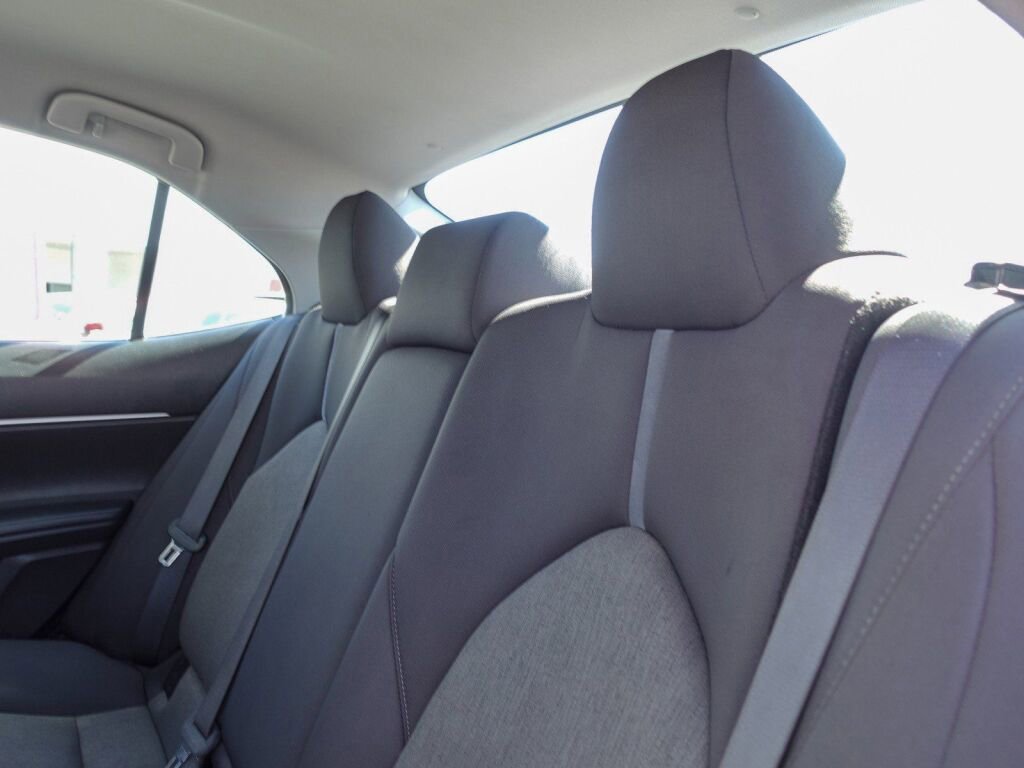 Certified 2022 Toyota Camry LE image 11