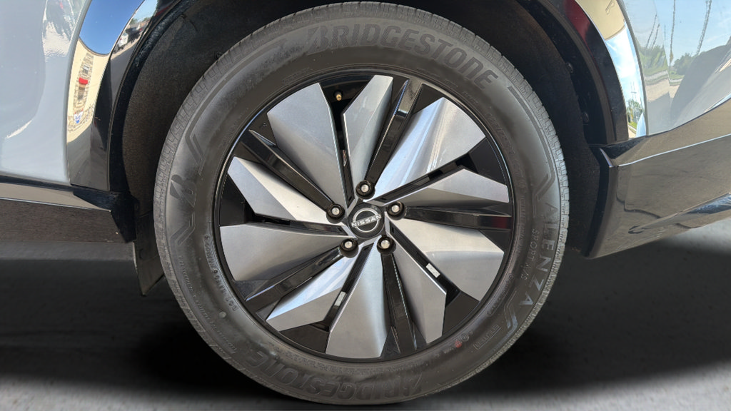 Certified 2023 Nissan Ariya AWD image 15