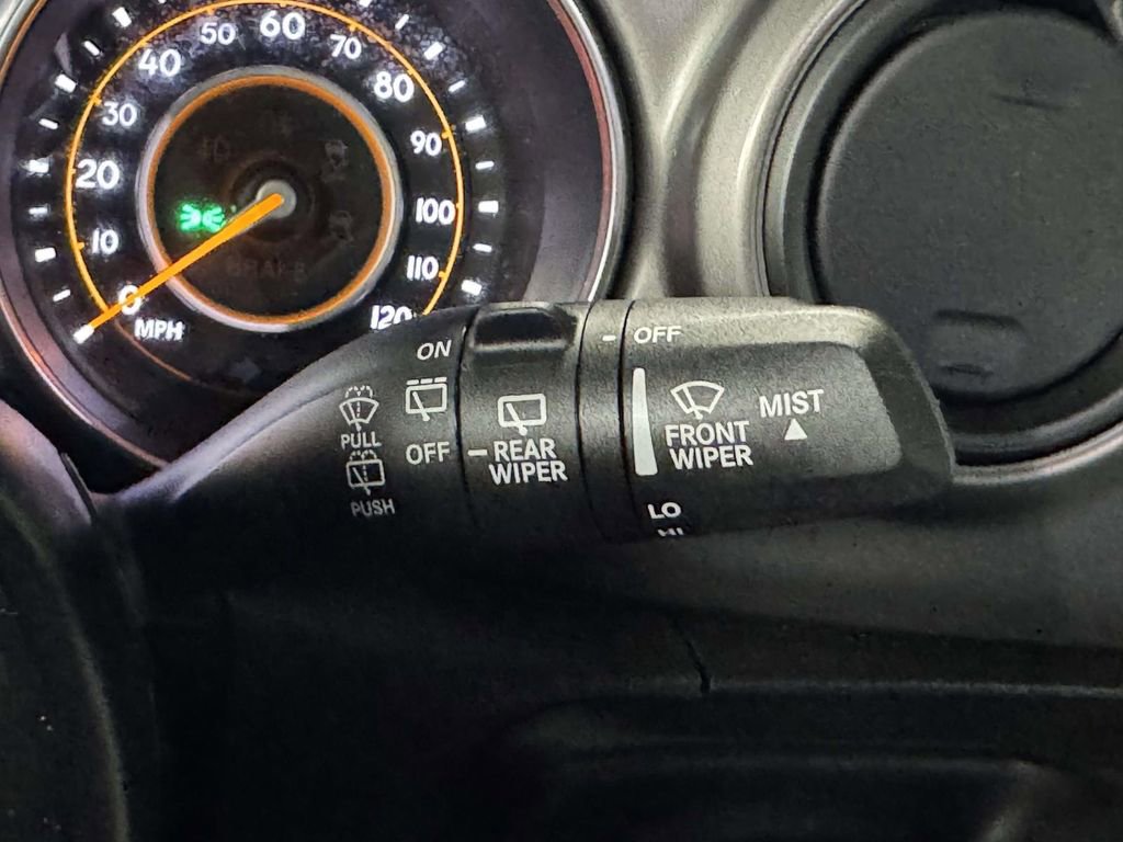 Used 2022 Jeep Wrangler Sport S image 30