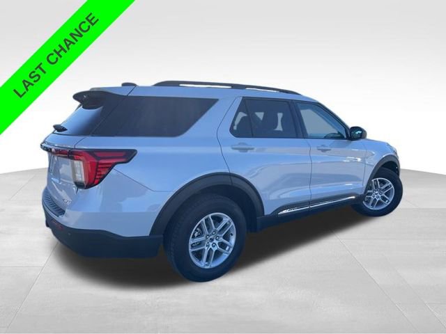 Used 2025 Ford Explorer Active image 6