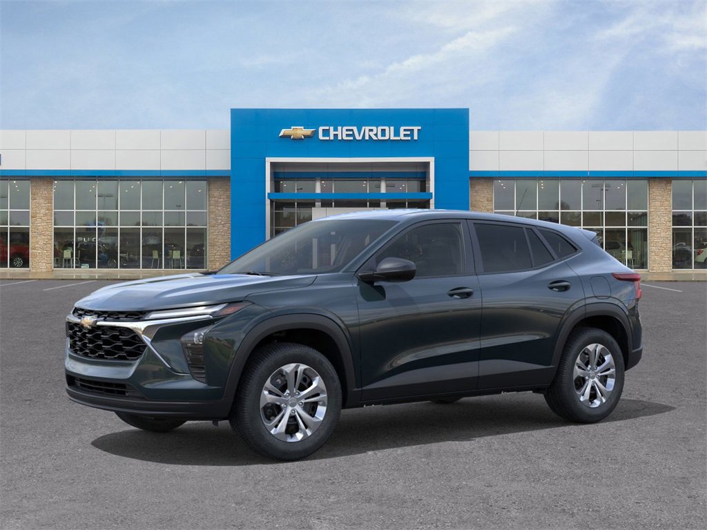 New 2026 Chevrolet Trax LS image 2