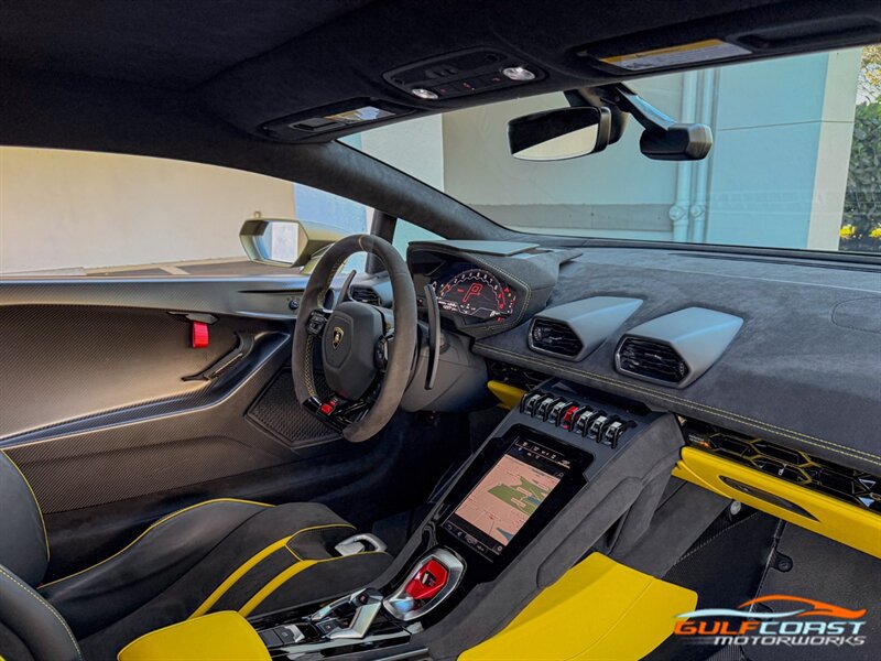 Used 2023 Lamborghini Huracan Tecnica RWD image 35