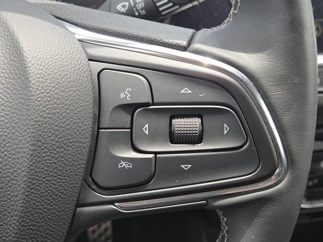 Used 2023 Buick Encore GX Select w/ Sport Touring Package FWD image 13