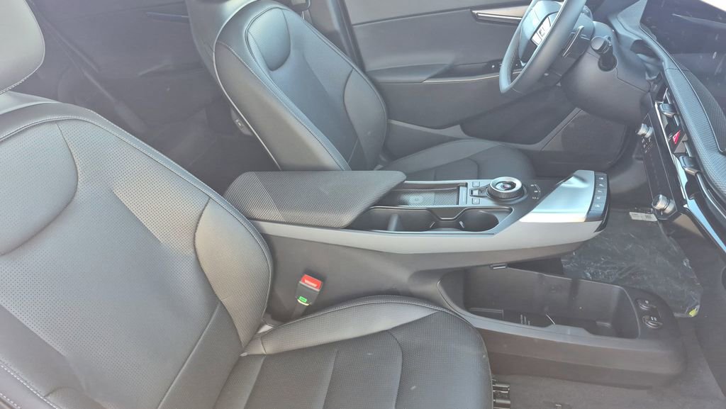 New 2025 Kia EV6 Wind image 16