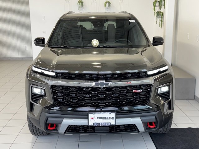 Used 2025 Chevrolet Traverse Z71 w/ Driver Confidence Package image 35