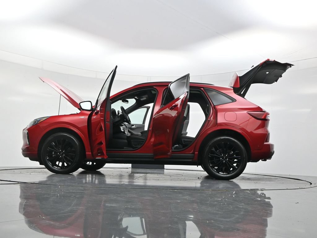 Used 2023 Ford Escape ST-Line Elite w/ Premium Technology Package AWD/4WD image 58