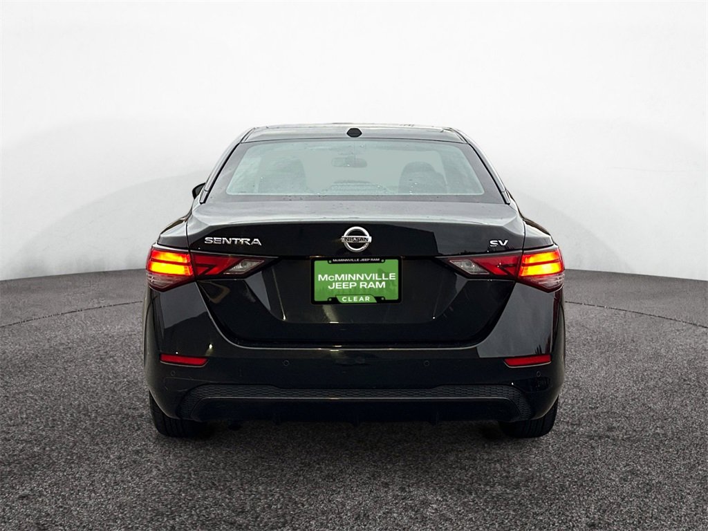 Used 2021 Nissan Sentra SV image 4
