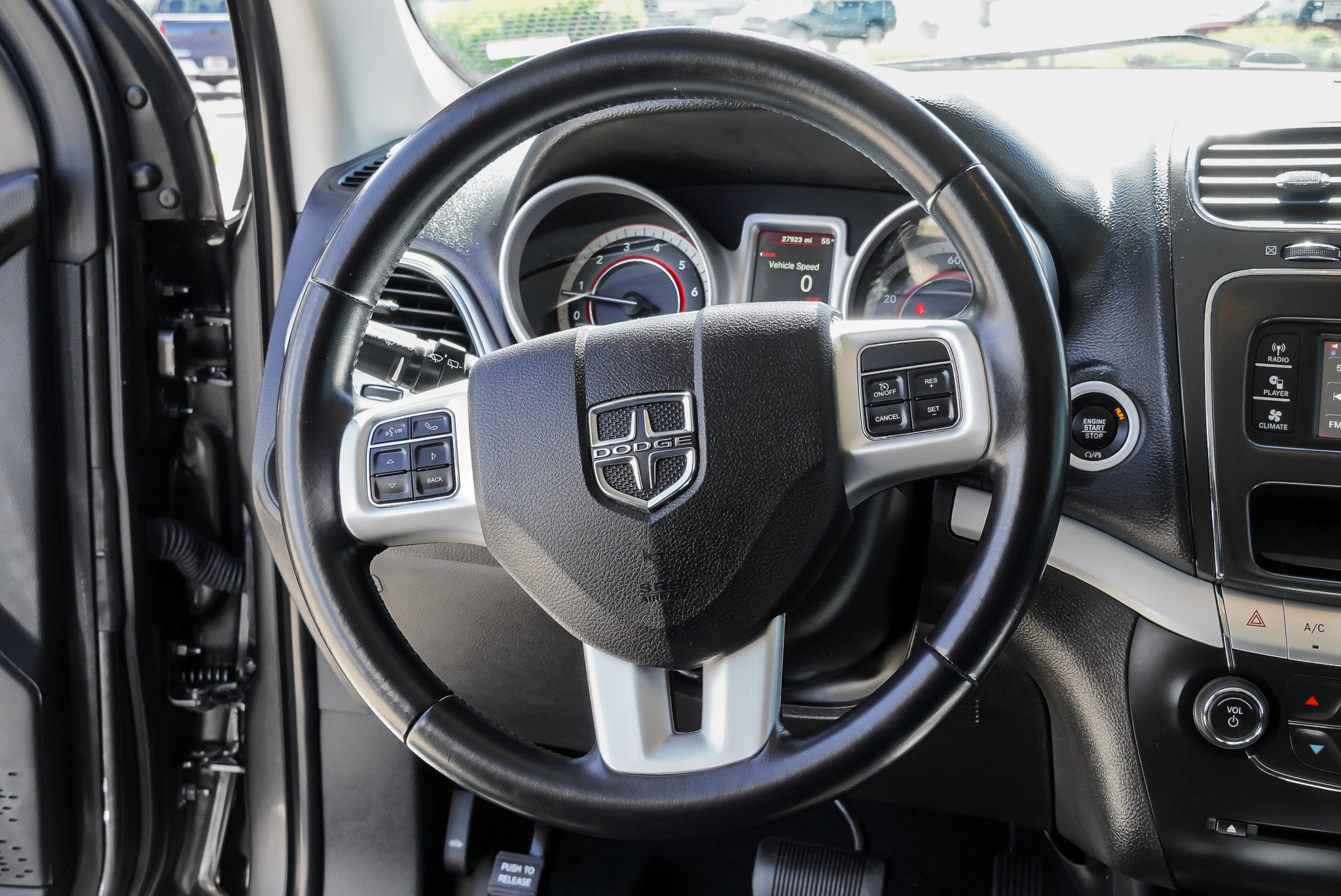 Used 2020 Dodge Journey SE w/ SE Popular Equipment Group image 34