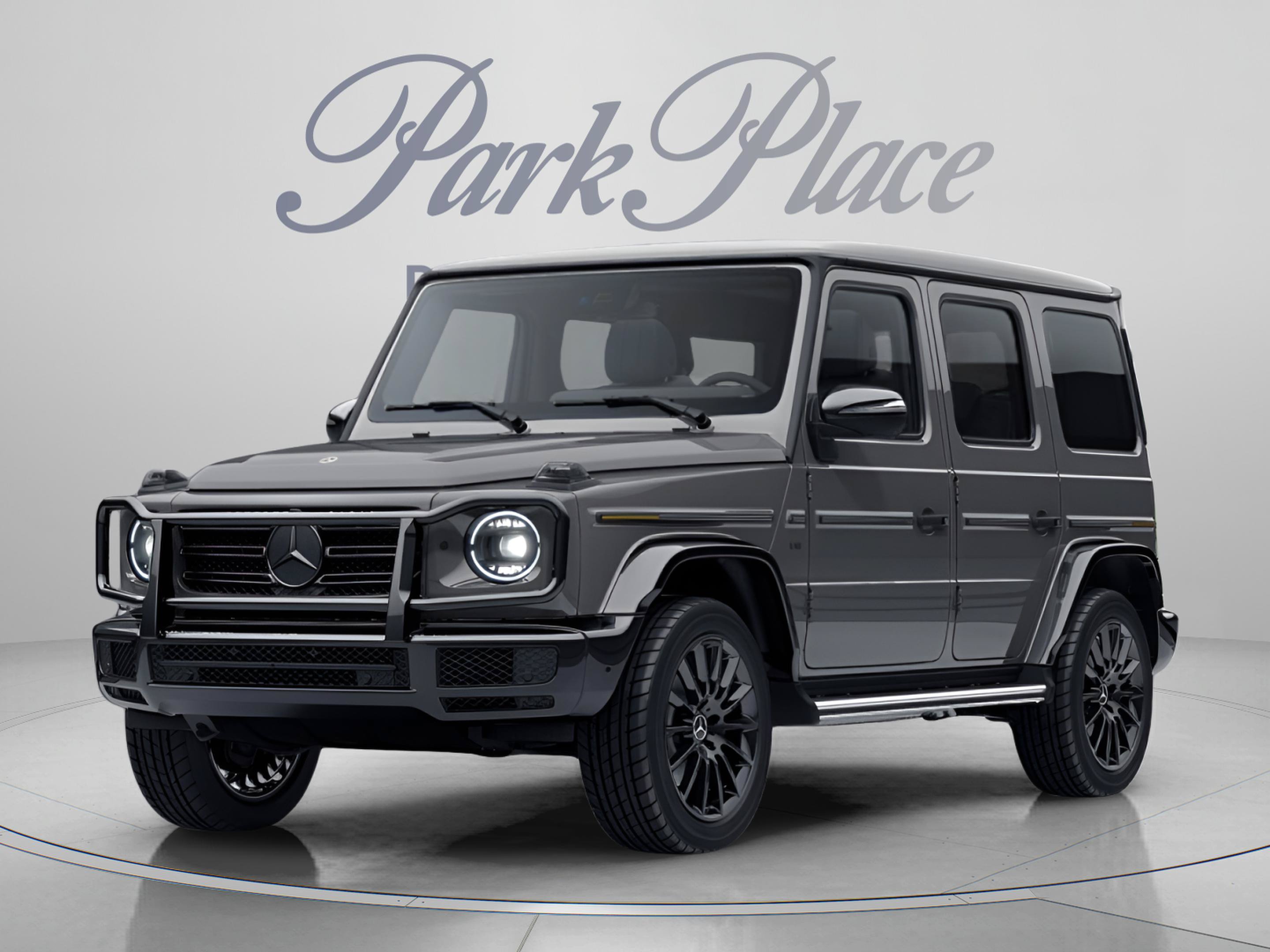 Used 2023 Mercedes-Benz G 550 image 3