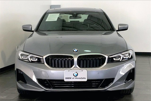 Certified 2023 BMW 330i Sedan w/ Convenience Package image 3