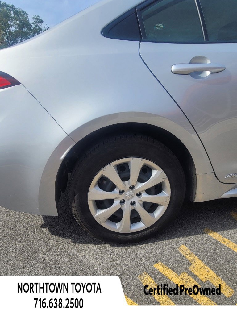 Used 2023 Toyota Corolla LE w/ Carpet Mat Package (TMS) AWD/4WD image 10