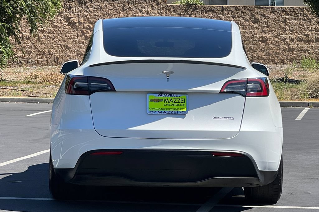 Used 2023 Tesla Model Y Performance AWD/4WD image 12