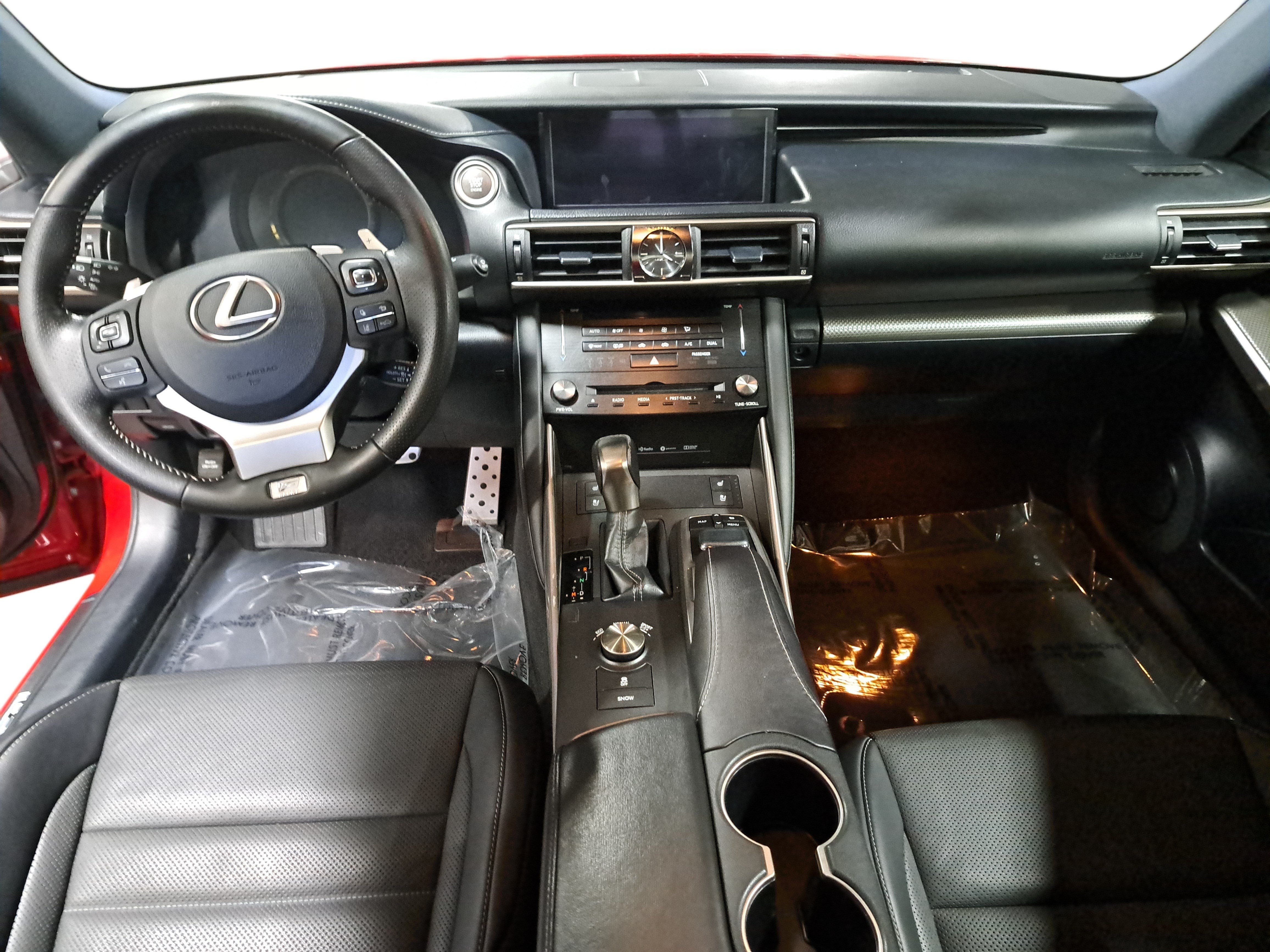 Used 2018 Lexus IS 350 F Sport RWD image 9