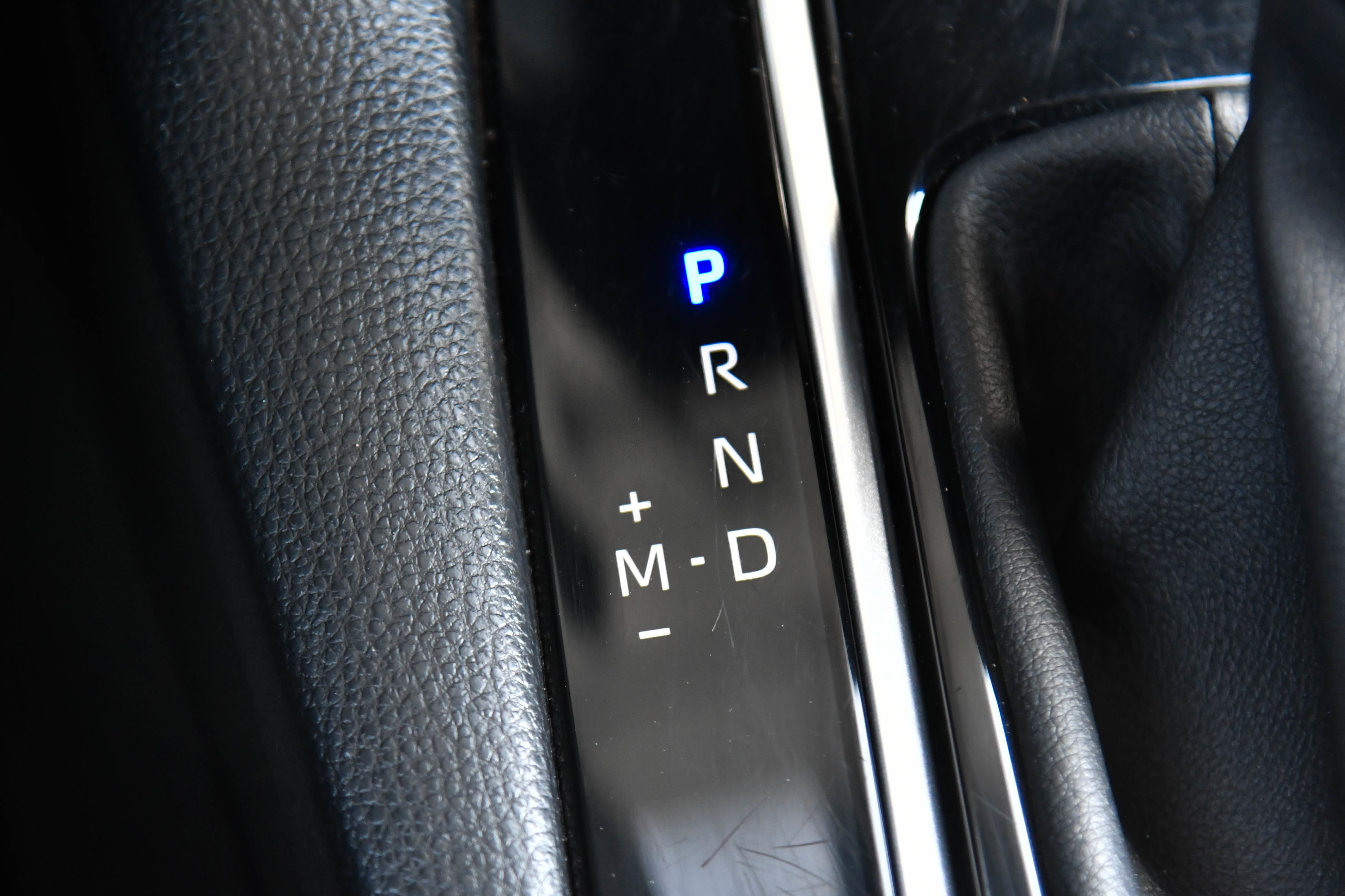 Used 2023 Toyota Corolla Cross LE image 28