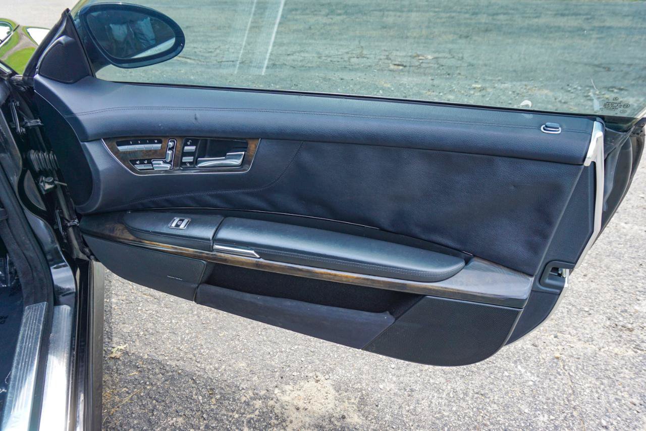 Used 2007 Mercedes-Benz CL 550 image 24
