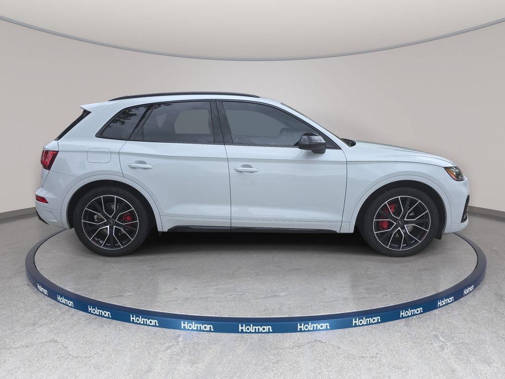 Certified 2025 Audi SQ5 Premium Plus w/ Premium Plus Package AWD/4WD image 4