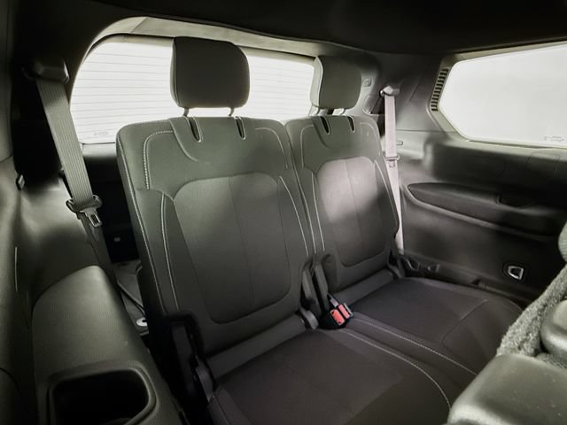 Used 2024 Jeep Grand Cherokee L Laredo RWD image 26