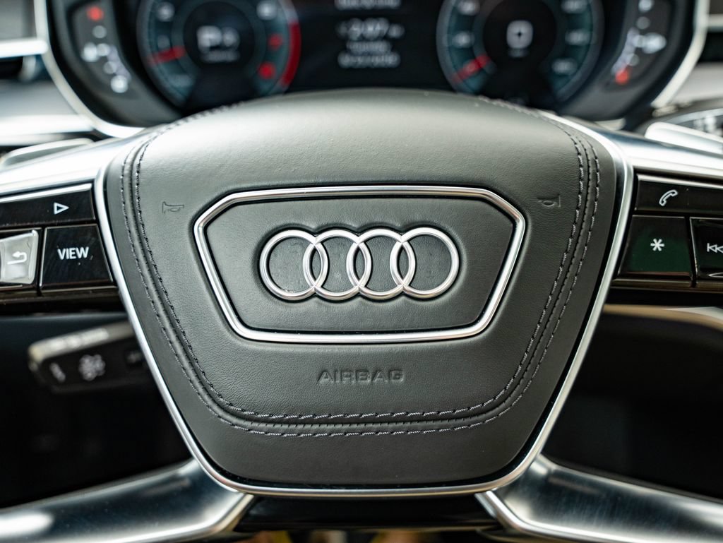 Certified 2025 Audi A8 L 3.0T w/ Executive Package AWD/4WD image 31