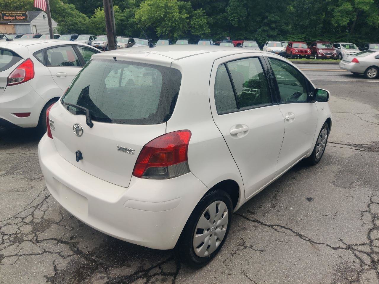 Used 2011 Toyota Yaris 4-Door Hatchback w/ PWR Pkg w/Steel Wheels FWD image 5