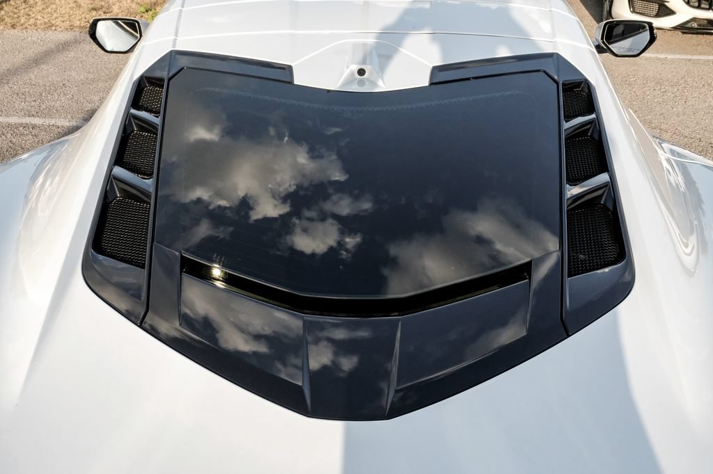 Used 2020 Chevrolet Corvette Stingray Preferred Cpe w/ 2LT Preferred Equipment Group RWD image 40