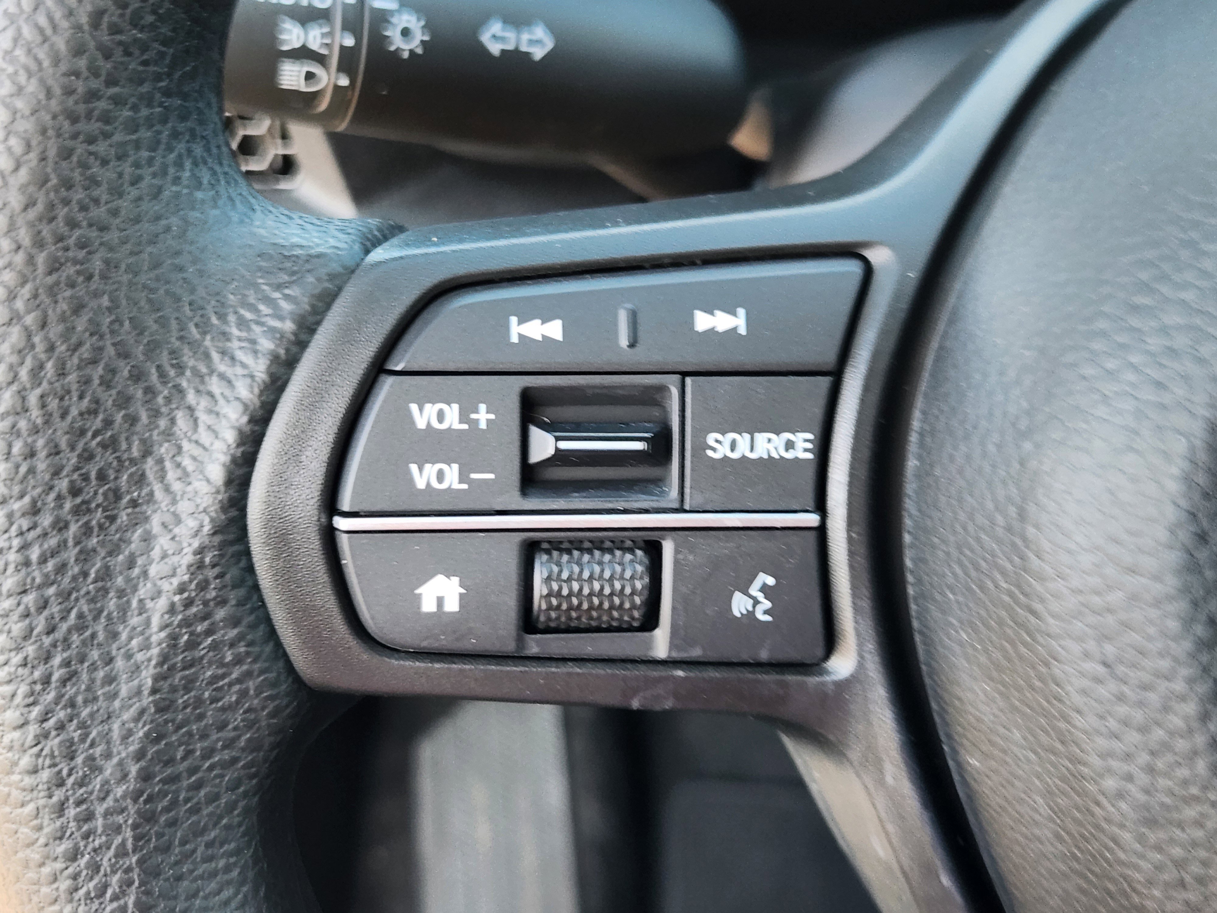 Used 2023 Honda CR-V EX image 23