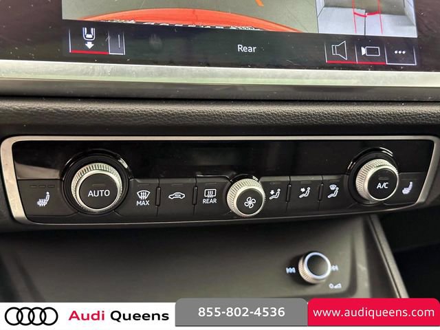 Certified 2022 Audi Q3 2.0T Premium Plus w/ Premium Plus Package AWD/4WD image 24