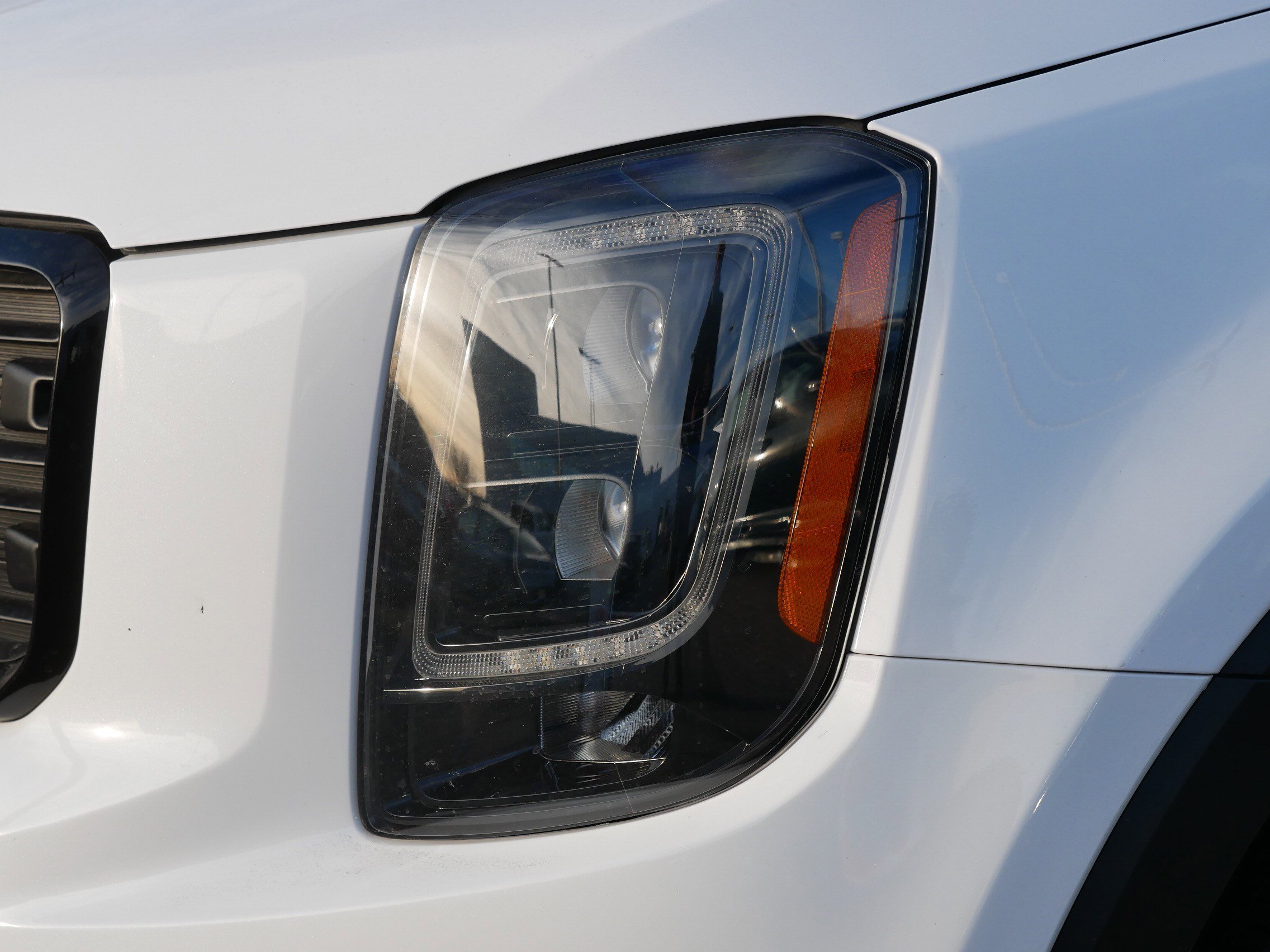 Certified 2022 Kia Telluride SX w/ SX Prestige Package image 16